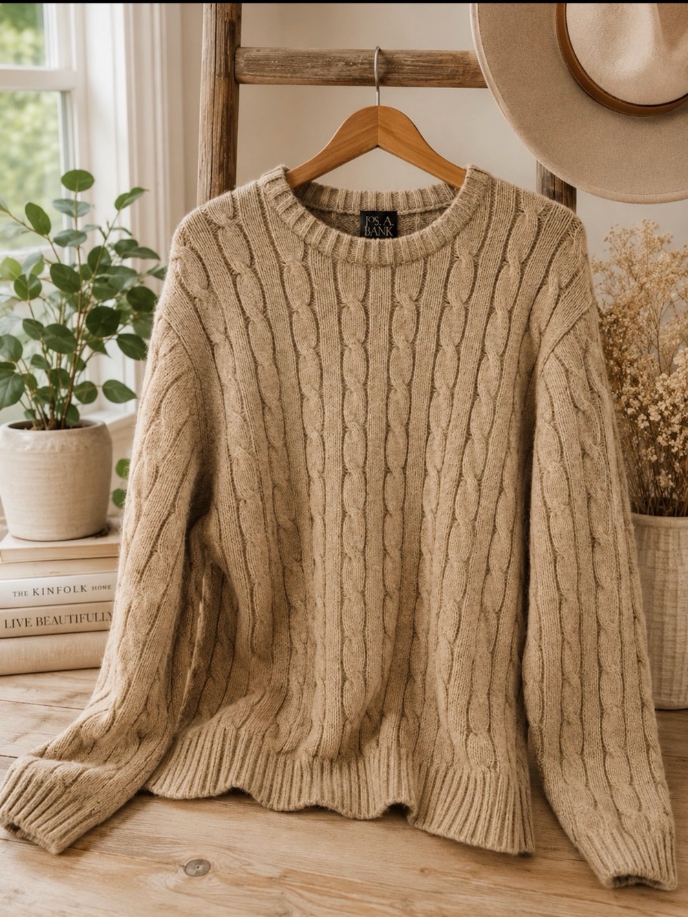 Jos. A. Bank Taupe Cable Knit Crewneck lambswool blend sweater size large